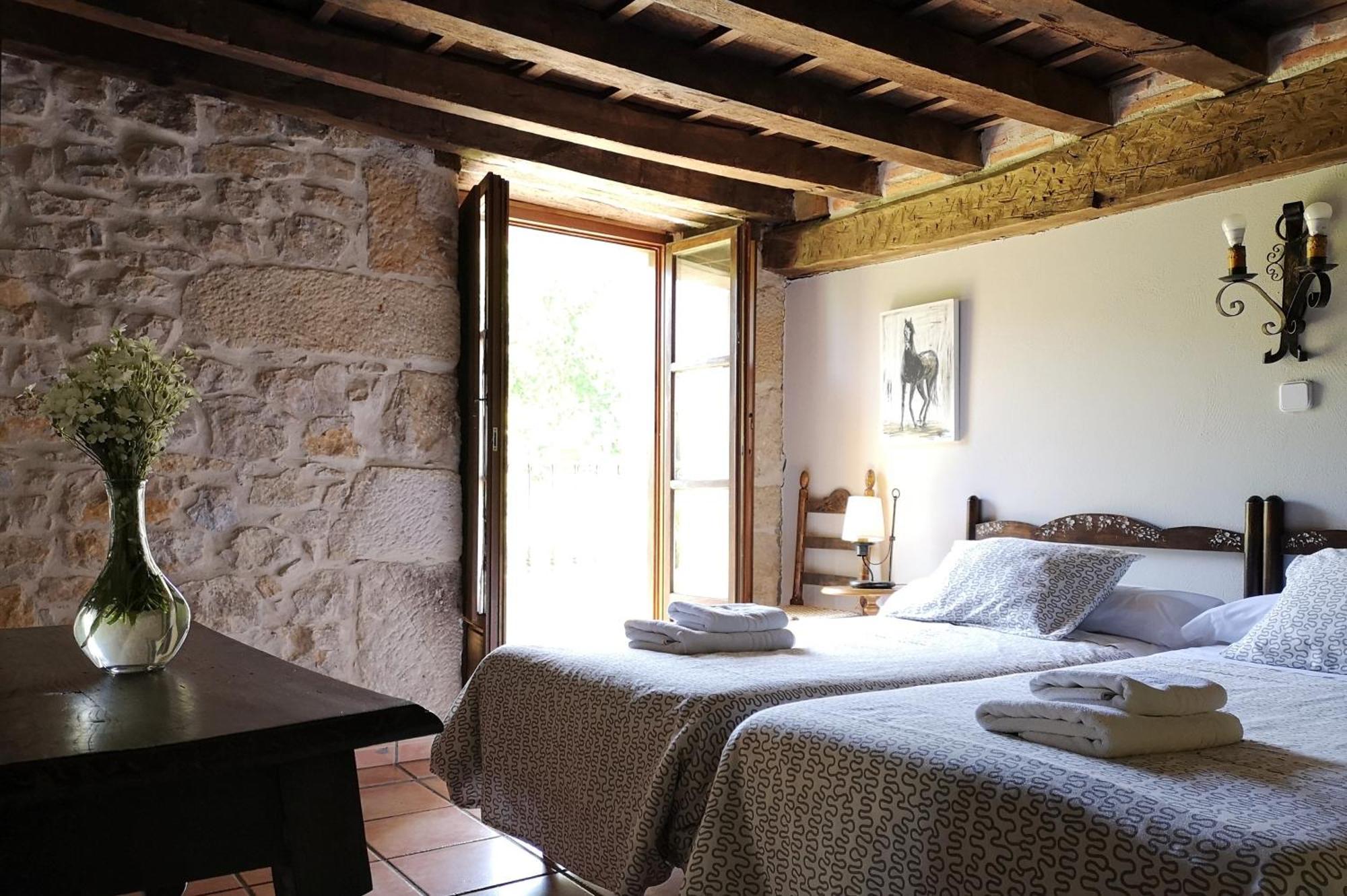 Casa Rural La Toba I Y II Bezana Extérieur photo