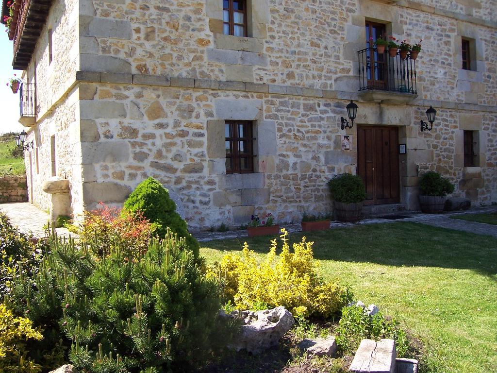 Casa Rural La Toba I Y II Bezana Extérieur photo